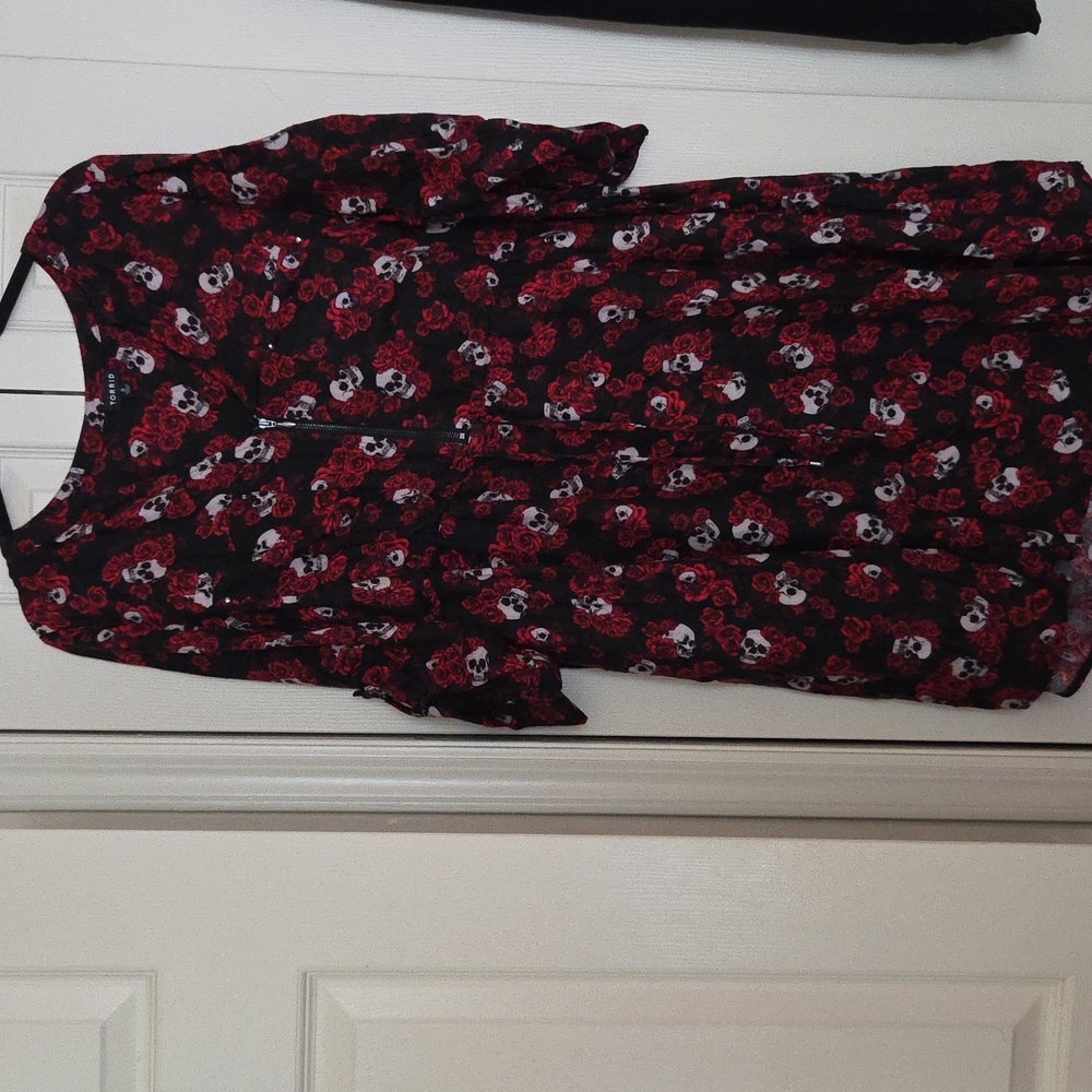 Torrid Black and Red Skull Rose Dress